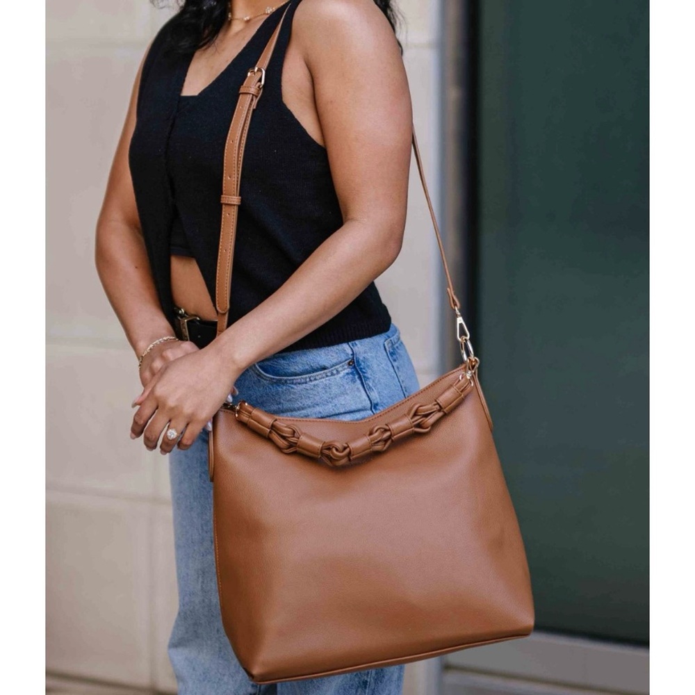 Modern+Chic Brown Shoulder Bag - Picture 5 of 6